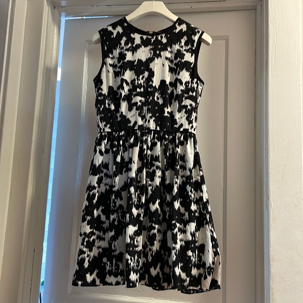 Sleeveless Black & White dress by Saks Fifth Ave